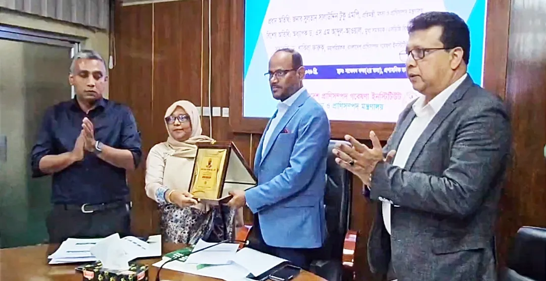 গত তিন মাসে ১৯৩ কোটি টাকার প্রাণিসম্পদ রপ্তানি করেছে মৎস্য ও প্রাণিসম্পদ মন্ত্রণালয়: প্রতিমন্ত্রী সুলতান সালাউদ্দিন টুকু।