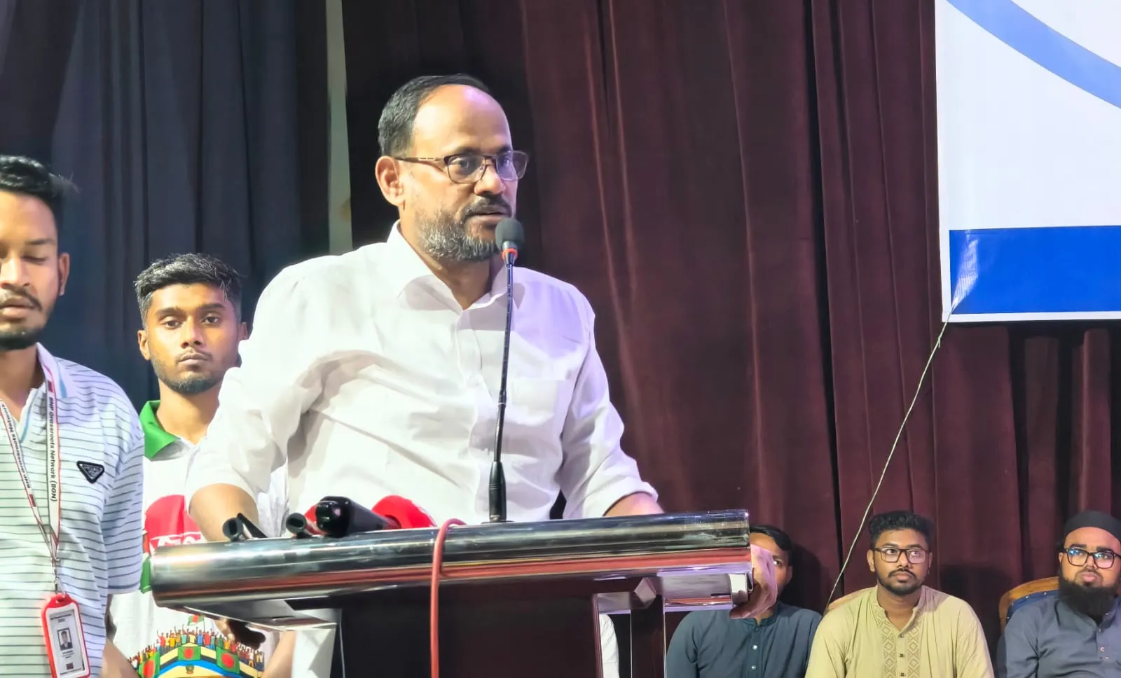 দেশকে অস্থিতিশীল করার ষড়যন্ত্র চলছে, সবাইকে ঐক্যবদ্ধ থাকার আহ্বান প্রতিমন্ত্রী টুকুর